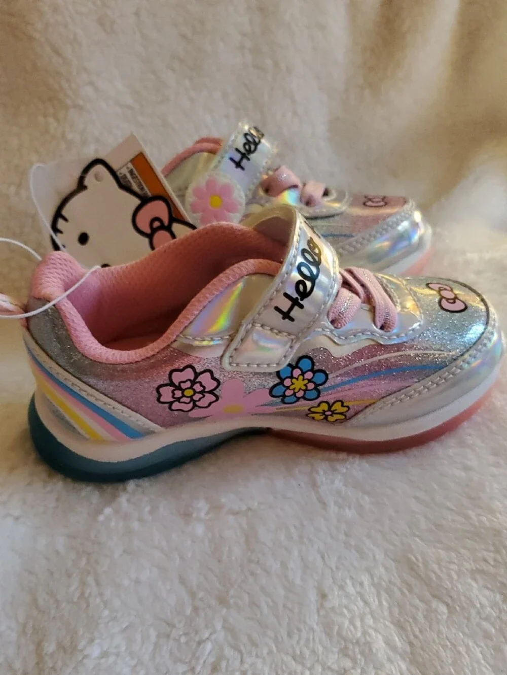 Hello Kitty add sparkle
